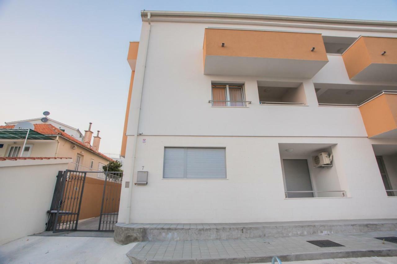 Apartment Luni Primošten Zewnętrze zdjęcie
