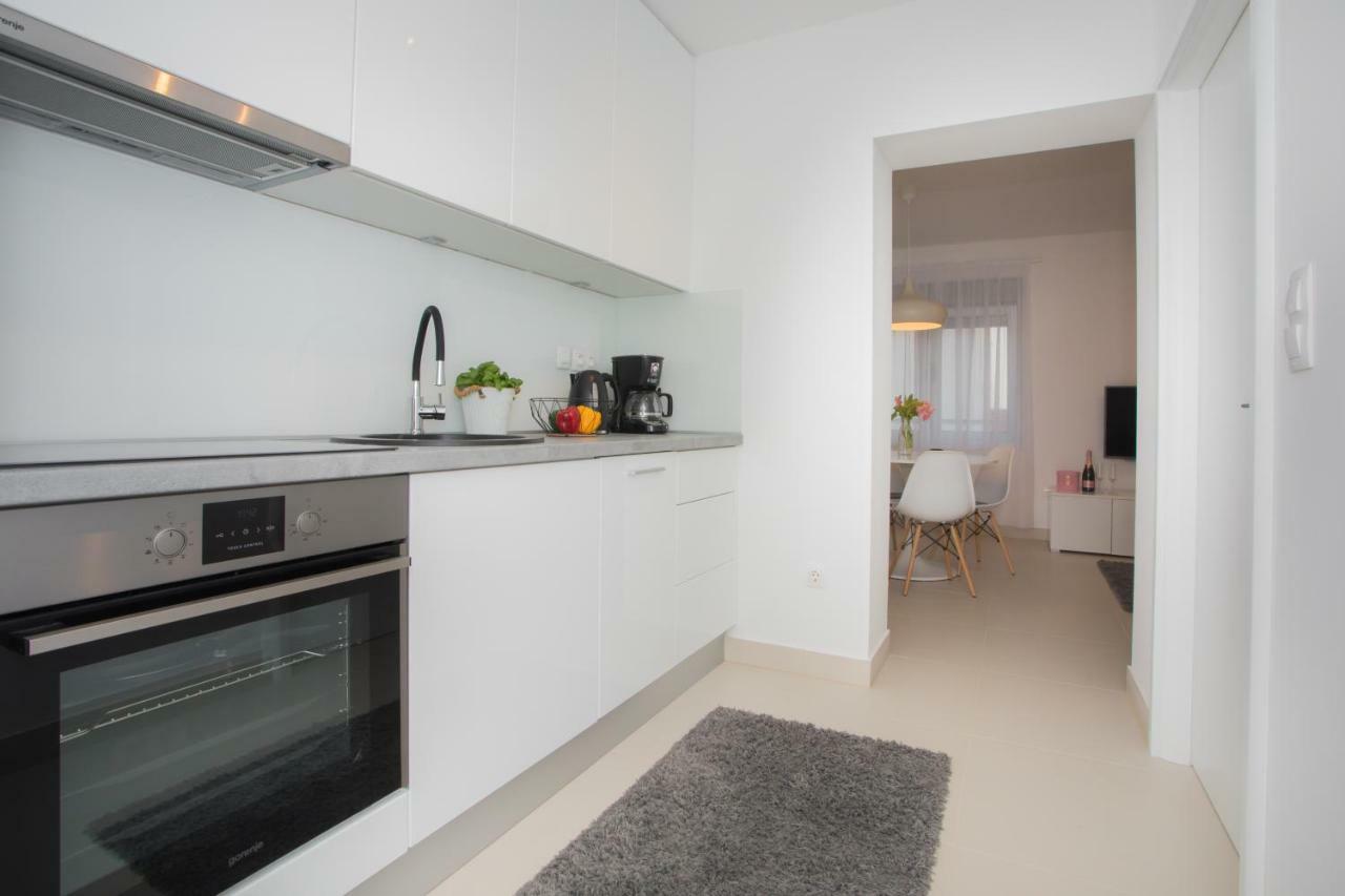 Apartment Luni Primošten Zewnętrze zdjęcie